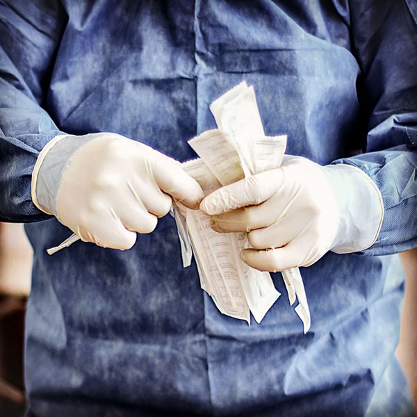 What are the key considerations for investing in a reit?