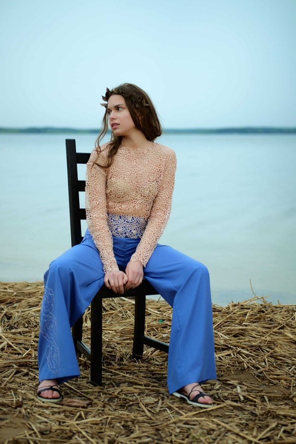 Parachute pants are making a comeback